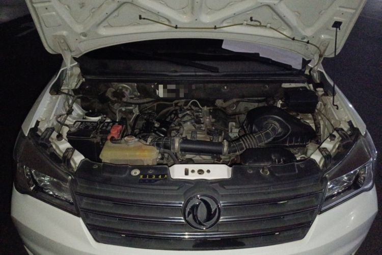 Used Dongfeng Fengon 330 2019 1.5L 330S Manual Comfort Version China VI Standard Engine Bay