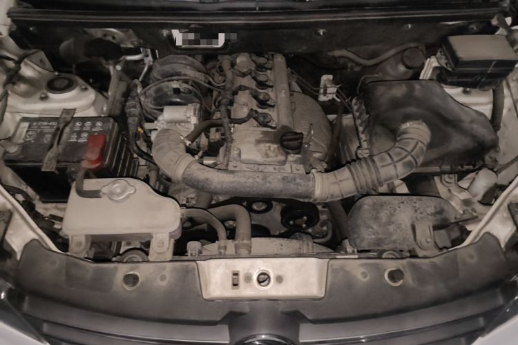 Used Dongfeng Fengon 330 2019 1.5L Manual Practical II China VI Engine Bay