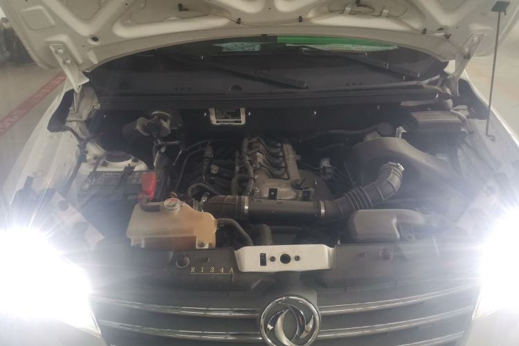 Used Dongfeng Fengon 330 2019 1.5L 330S Manual Comfort Version China VI Standard Engine Bay