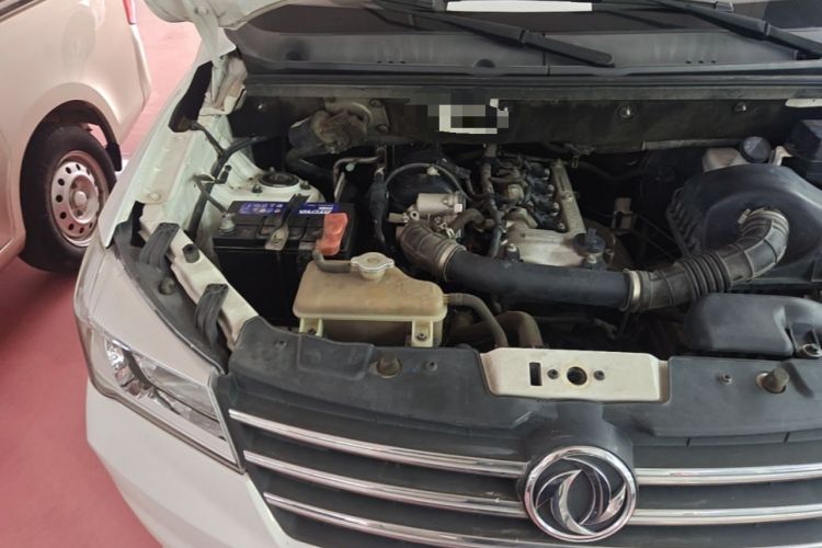 Used Dongfeng Fengon 330 2019 1.5L 330S Manual Comfort Version China VI Standard Engine Bay Right