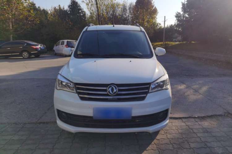 Used Dongfeng Fengon 330 2019 1.5L 330S Manual Comfort Version China VI Standard Exterior 1
