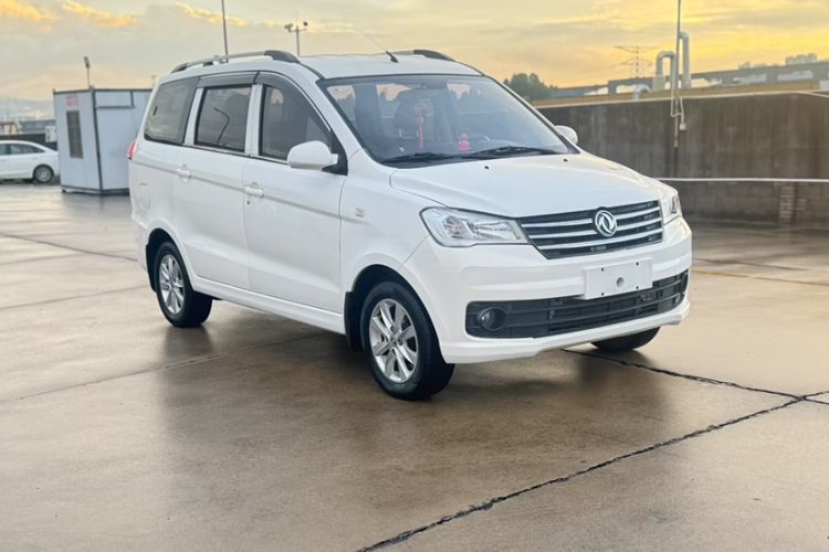 Used Dongfeng Fengon 330 2019 1.5L 330S Manual Comfort Version China VI Standard Exterior 2