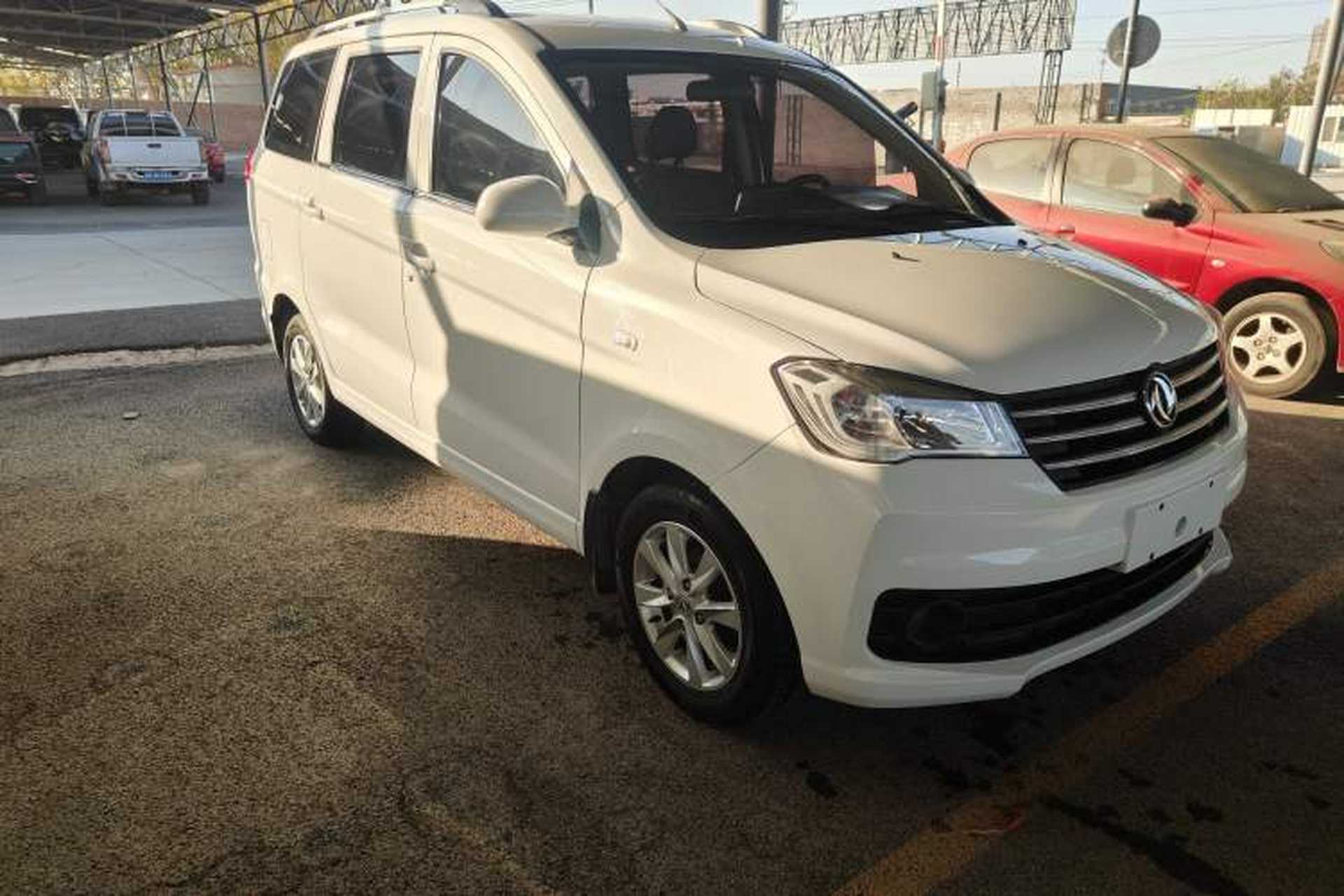 Used Dongfeng Fengon 330 2019 1.5L 330S Manual Comfort Version China VI Standard Exterior 2