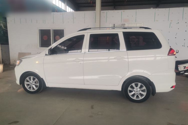 Used Dongfeng Fengon 330 2019 1.5L 330S Manual Comfort Version China VI Standard Exterior 3