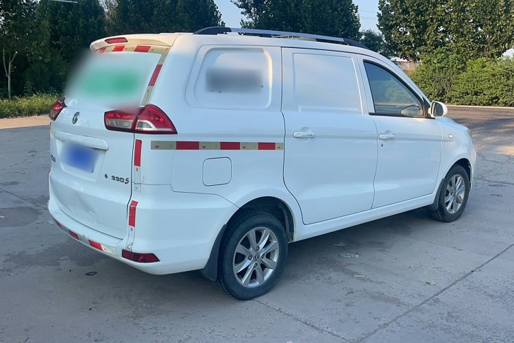 Used Dongfeng Fengon 330 2019 1.5L 330S Manual Luxury Van China VI Standard Exterior 4