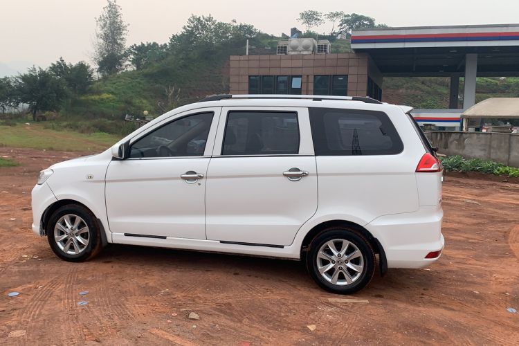 Used Dongfeng Fengon 330 2019 1.5L 330S Manual Comfort Version China VI Standard Exterior 5