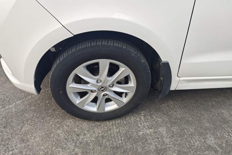Used Dongfeng Fengon 330 2019 1.5L Manual Practical II China VI Exterior 7