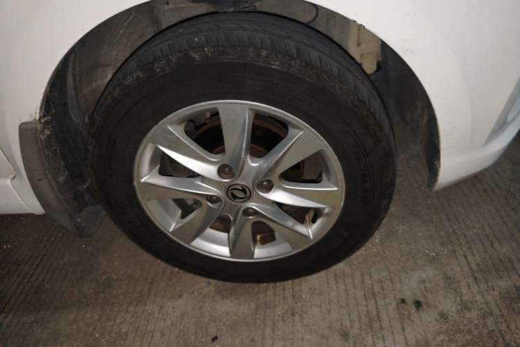Used Dongfeng Fengon 330 2019 1.5L 330S Manual Comfort Version China VI Standard Exterior 7