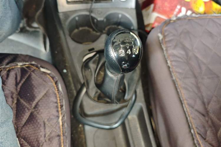Used Dongfeng Fengon 330 2019 1.5L Manual Practical II China VI Gear Lever