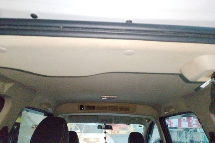 Used Dongfeng Fengon 330 2019 1.5L 330S Manual Comfort Version China VI Standard Headliner