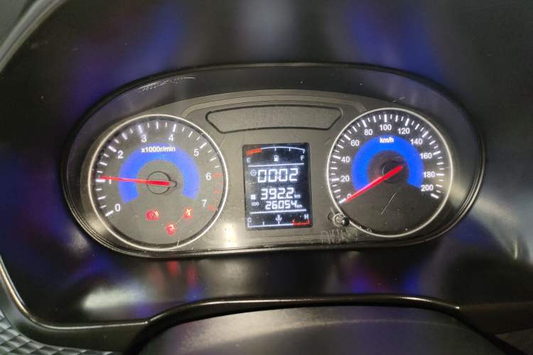 Used Dongfeng Fengon 330 2019 1.5L 330S Manual Comfort Version China VI Standard Instrument Cluster
