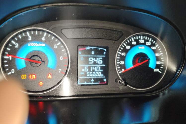 Used Dongfeng Fengon 330 2019 1.5L 330S Manual Comfort Version China VI Standard Instrument Cluster