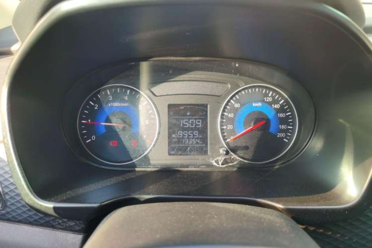 Used Dongfeng Fengon 330 2019 1.5L 330S Manual Comfort Version China VI Standard Instrument Cluster