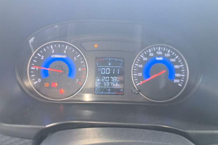 Used Dongfeng Fengon 330 2019 1.5L 330S Manual Comfort Version China VI Standard Instrument Cluster