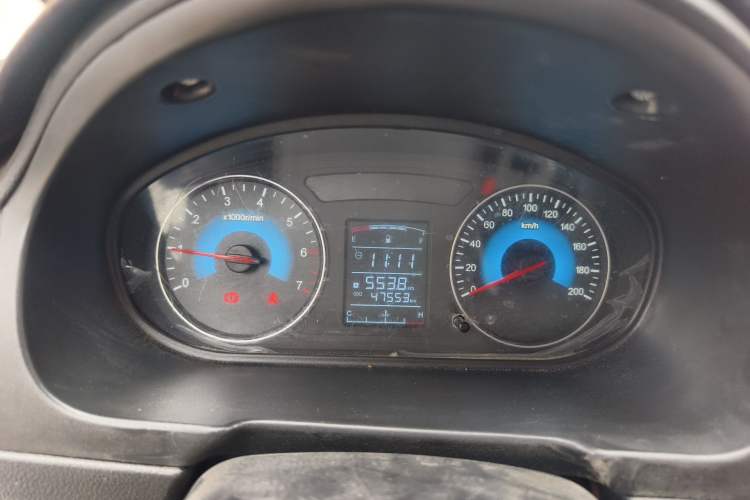 Used Dongfeng Fengon 330 2019 1.5L Manual Utility Grade I China VI Instrument Cluster