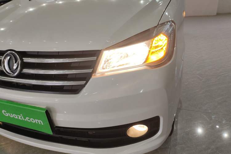 Used Dongfeng Fengon 330 2019 1.5L 330S Manual Comfort Version China VI Standard Left Front Headlight