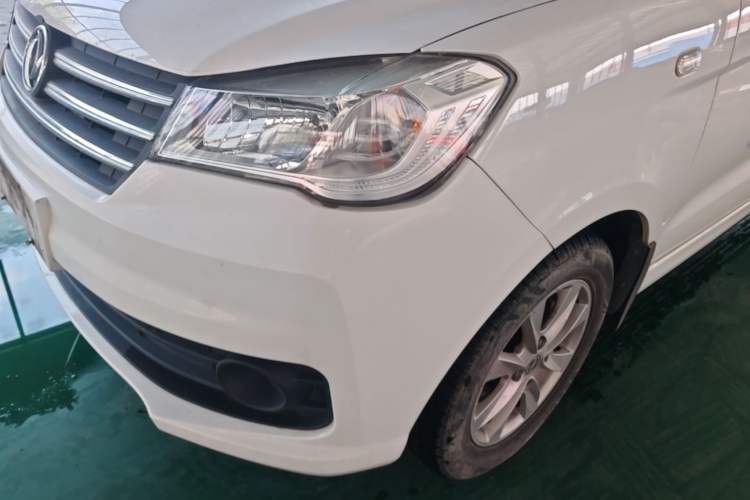 Used Dongfeng Fengon 330 2019 1.5L 330S Manual Luxury Van China VI Standard Left Front Headlight