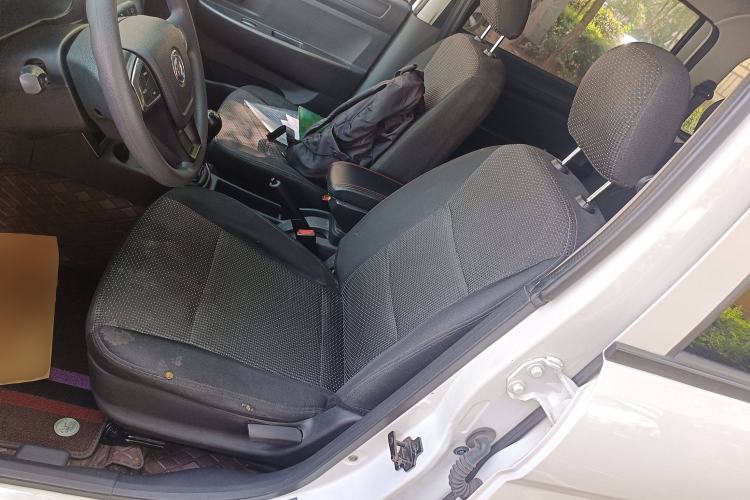 Used Dongfeng Fengon 330 2019 1.5L Manual Utility Grade I China VI Left Front Seat