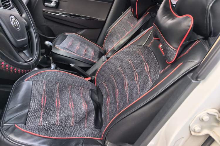 Used Dongfeng Fengon 330 2019 1.5L 330S Manual Comfort Version China VI Standard Left Front Seat