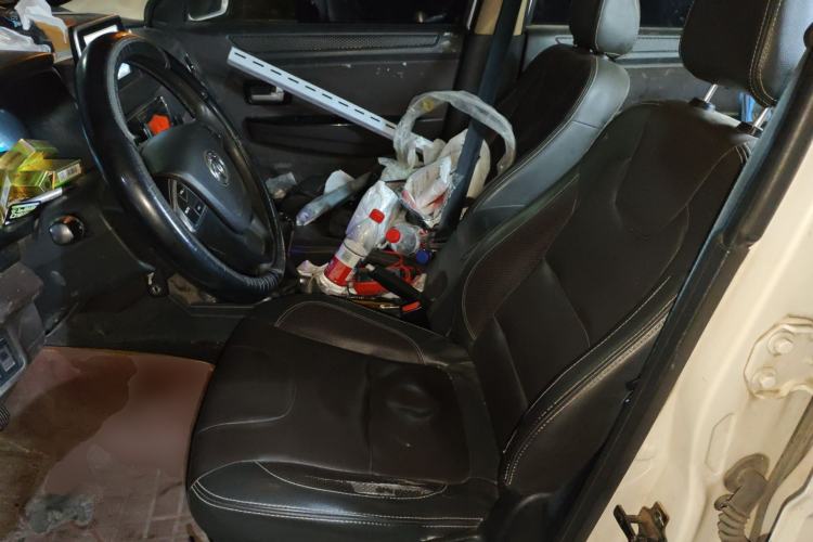 Used Dongfeng Fengon 330 2019 1.5L Manual Practical II China VI Left Front Seat