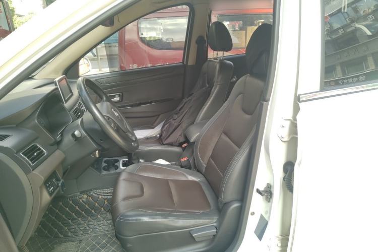 Used Dongfeng Fengon 330 2019 1.5L 330S Manual Comfort Version China VI Standard Left Front Seat