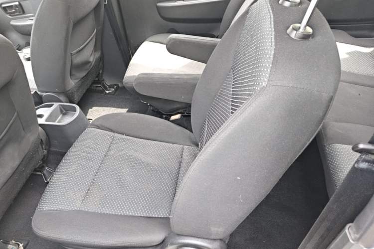 Used Dongfeng Fengon 330 2019 1.5L Manual Practical II China VI Left Rear Seat