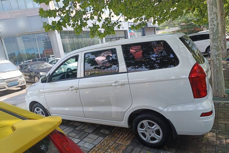 Used Dongfeng Fengon 330 2019 1.5L Manual Utility Grade I China VI Left Side