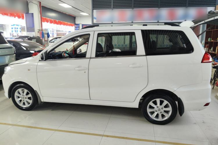 Used Dongfeng Fengon 330 2019 1.5L 330S Manual Comfort Version China VI Standard Left Side