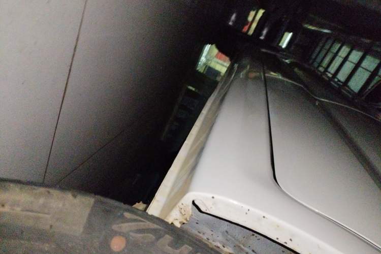Used Dongfeng Fengon 330 2019 1.5L 330S Manual Comfort Version China VI Standard Left Side Sill
