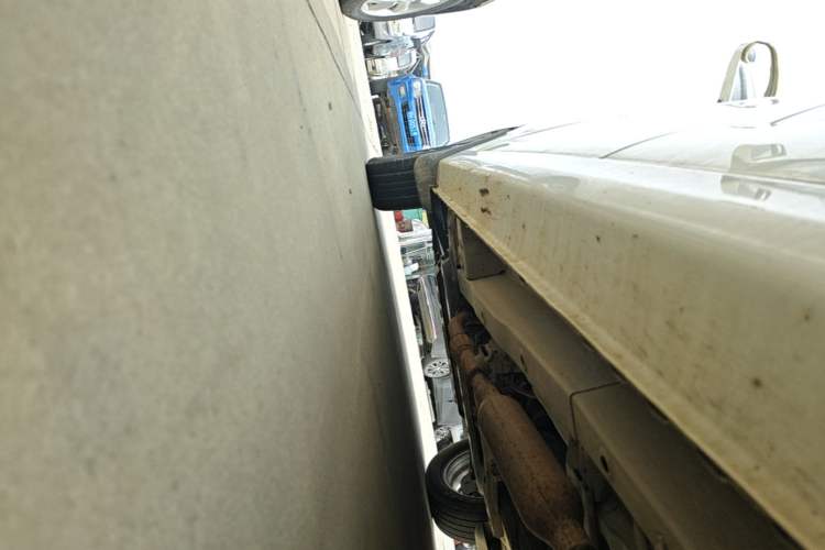 Used Dongfeng Fengon 330 2019 1.5L Manual Practical II China VI Left Side Sill
