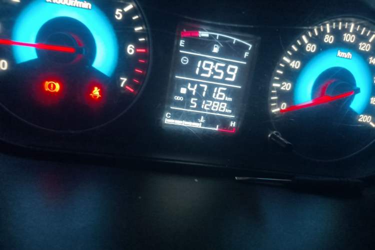 Used Dongfeng Fengon 330 2019 1.5L Manual Practical II China VI Odometer Close Up