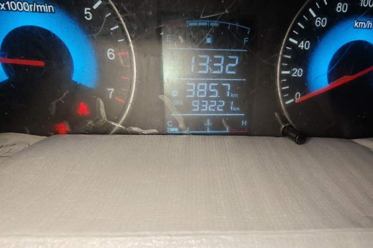 Used Dongfeng Fengon 330 2019 1.5L 330S Manual Comfort Version China VI Standard Odometer Close Up
