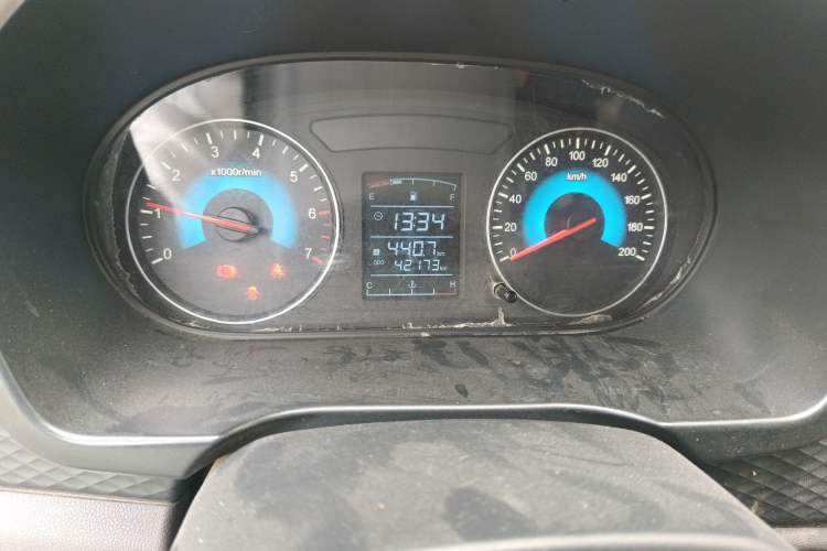 Used Dongfeng Fengon 330 2019 1.5L 330S Manual Comfort Version China VI Standard Odometer Close Up