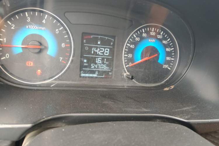 Used Dongfeng Fengon 330 2019 1.5L 330S Manual Luxury Edition China VI Standard Odometer Close Up