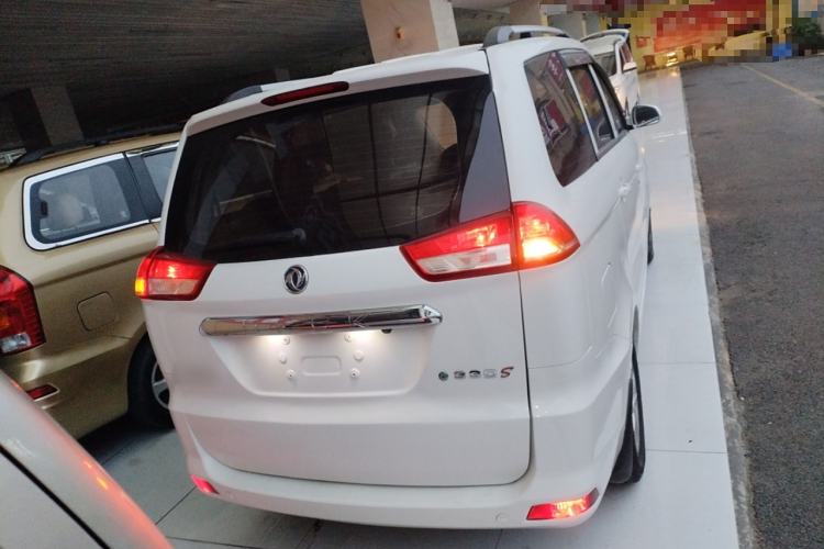 Used Dongfeng Fengon 330 2019 1.5L 330S Manual Comfort Version China VI Standard Rear