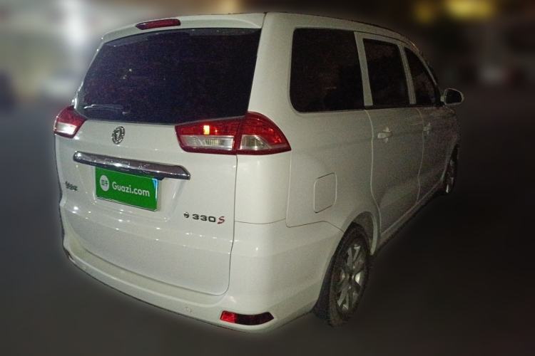 Used Dongfeng Fengon 330 2019 1.5L 330S Manual Comfort Version China VI Standard Rear Right 45 Deg