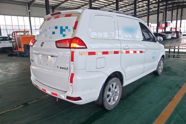 Used Dongfeng Fengon 330 2019 1.5L 330S Manual Luxury Van China VI Standard Rear Right 45 Deg