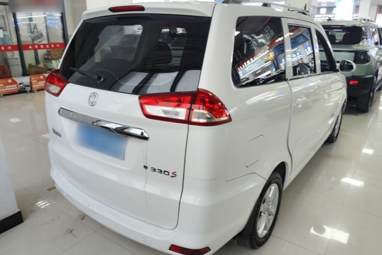 Used Dongfeng Fengon 330 2019 1.5L 330S Manual Comfort Version China VI Standard Rear Right 45 Deg