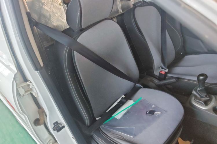 Used Dongfeng Fengon 330 2019 1.5L 330S Manual Luxury Van China VI Standard Right Front Seat