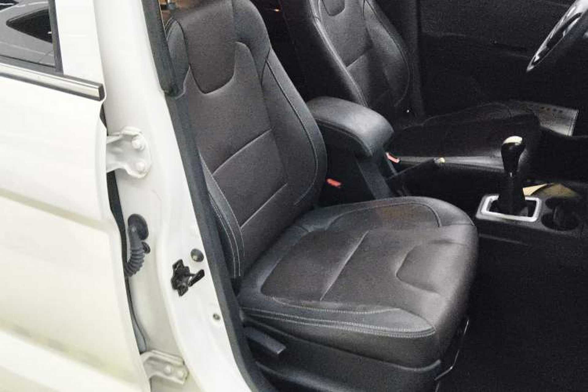 Used Dongfeng Fengon 330 2019 1.5L 330S Manual Comfort Version China VI Standard Right Front Seat