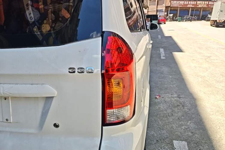 Used Dongfeng Fengon 330 2019 1.5L Manual Utility Grade I China VI Right Rear Taillight