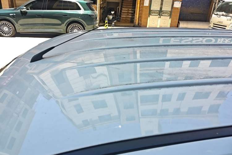Used Dongfeng Fengon 330 2019 1.5L Manual Utility Grade I China VI Roof