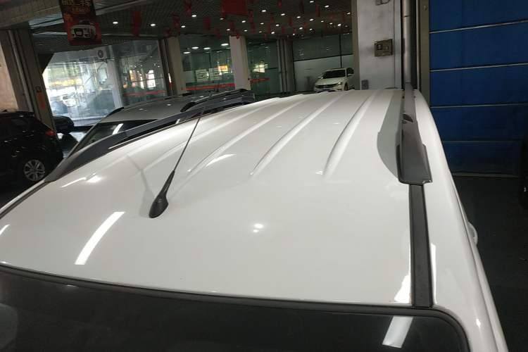 Used Dongfeng Fengon 330 2019 1.5L Manual Practical II China VI Roof