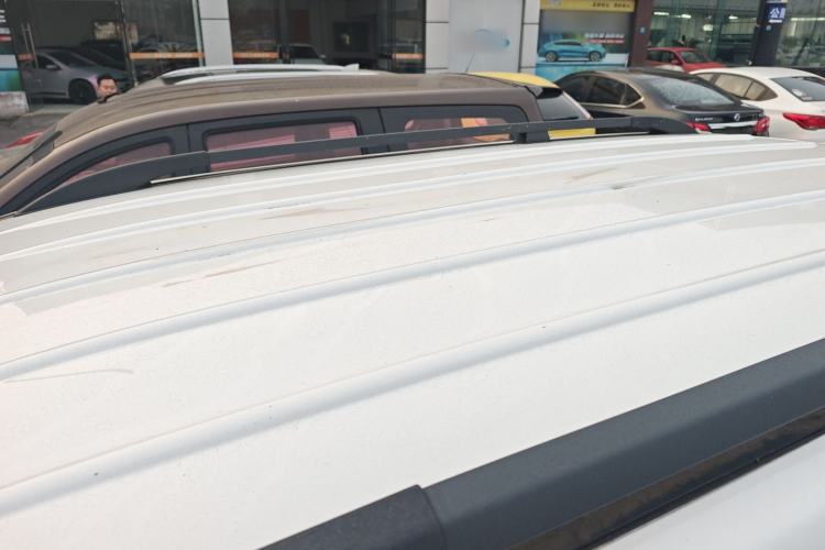 Used Dongfeng Fengon 330 2019 1.5L Manual Practical II China VI Roof