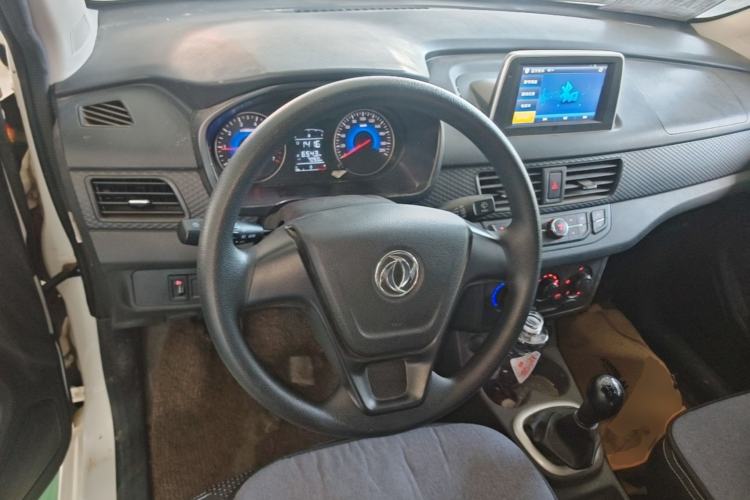 Used Dongfeng Fengon 330 2019 1.5L 330S Manual Luxury Van China VI Standard Steering Wheel