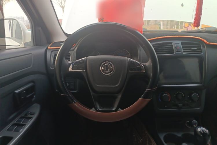 Used Dongfeng Fengon 330 2019 1.5L Manual Practical II China VI Steering Wheel