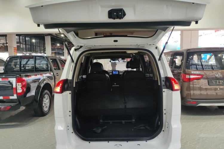 Used Dongfeng Fengon 330 2019 1.5L 330S Manual Comfort Version China VI Standard Trunk