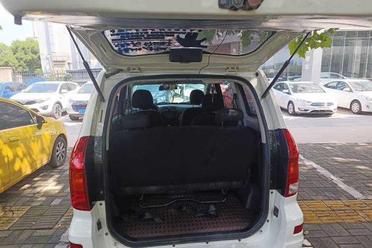 Used Dongfeng Fengon 330 2019 1.5L Manual Utility Grade I China VI Trunk