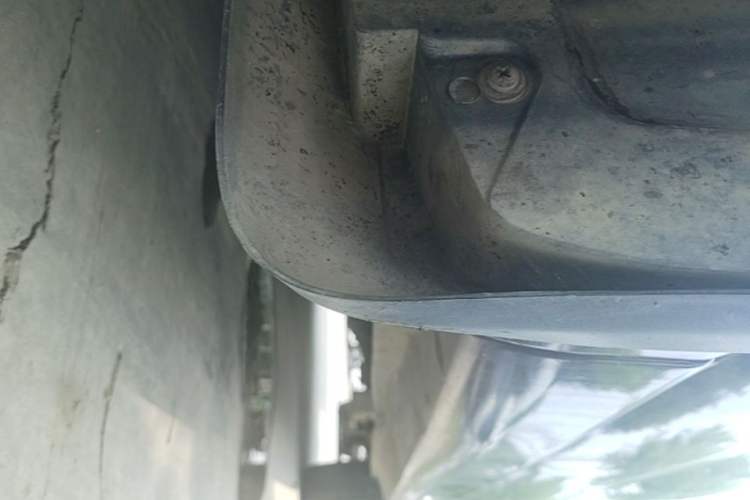 Used Dongfeng Fengon 330 2022 1.5L Manual Luxury Edition China VI Standard Chassis Front Left