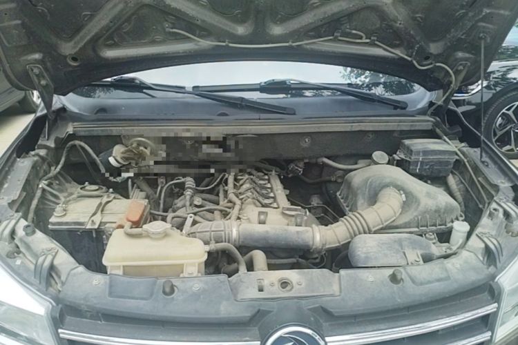 Used Dongfeng Fengon 330 2022 1.5L Manual Luxury Edition China VI Standard Engine Bay